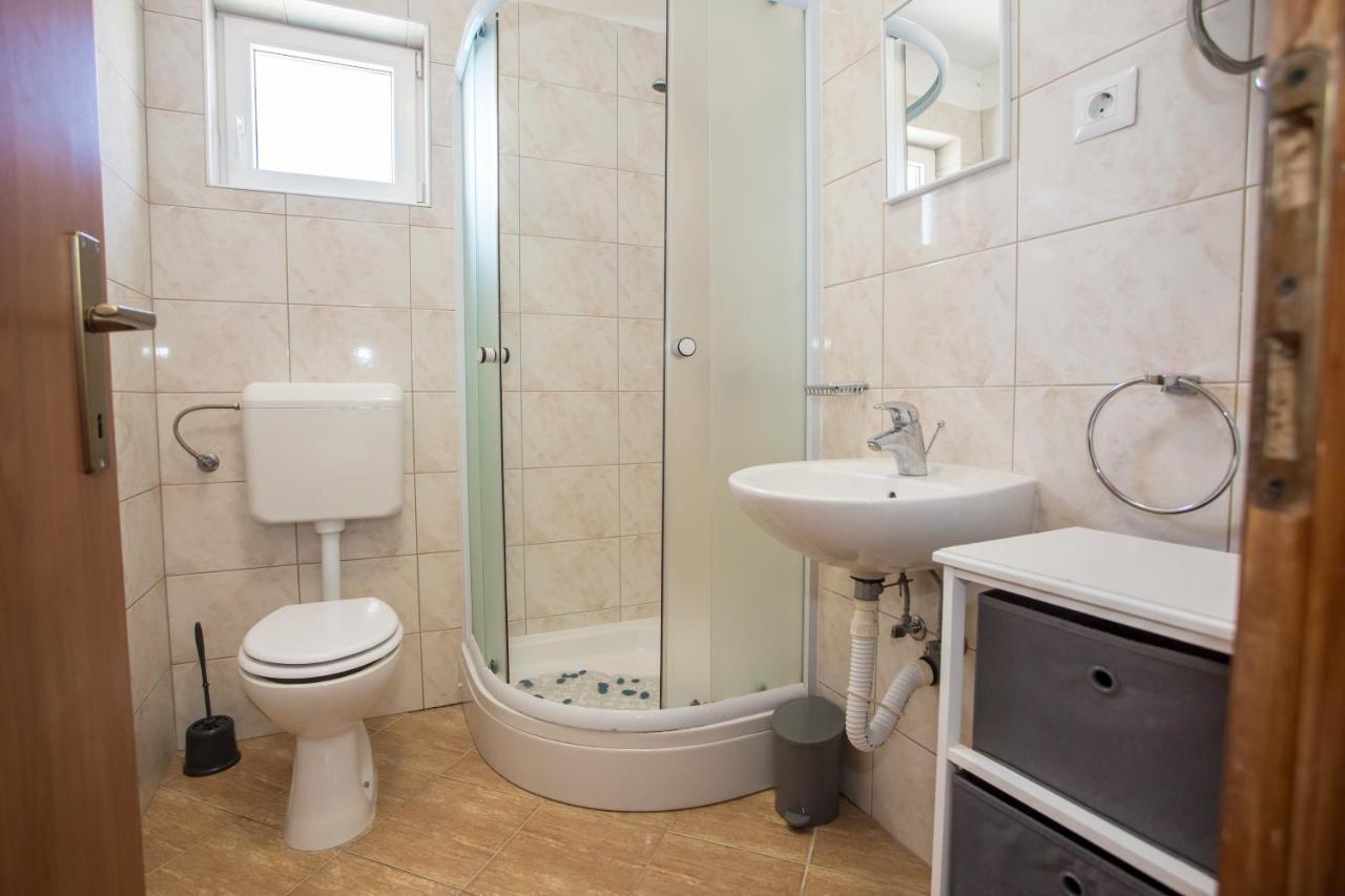 Ema-Dany Appartement Poreč Buitenkant foto
