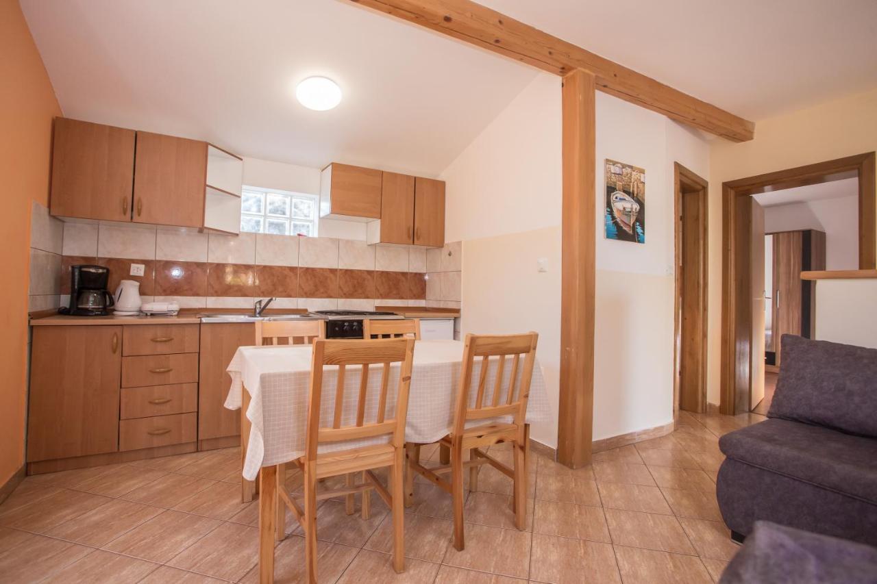 Ema-Dany Appartement Poreč Buitenkant foto
