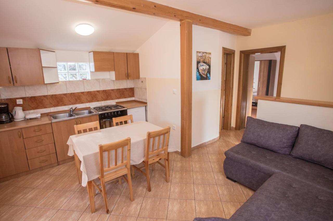 Ema-Dany Appartement Poreč Buitenkant foto